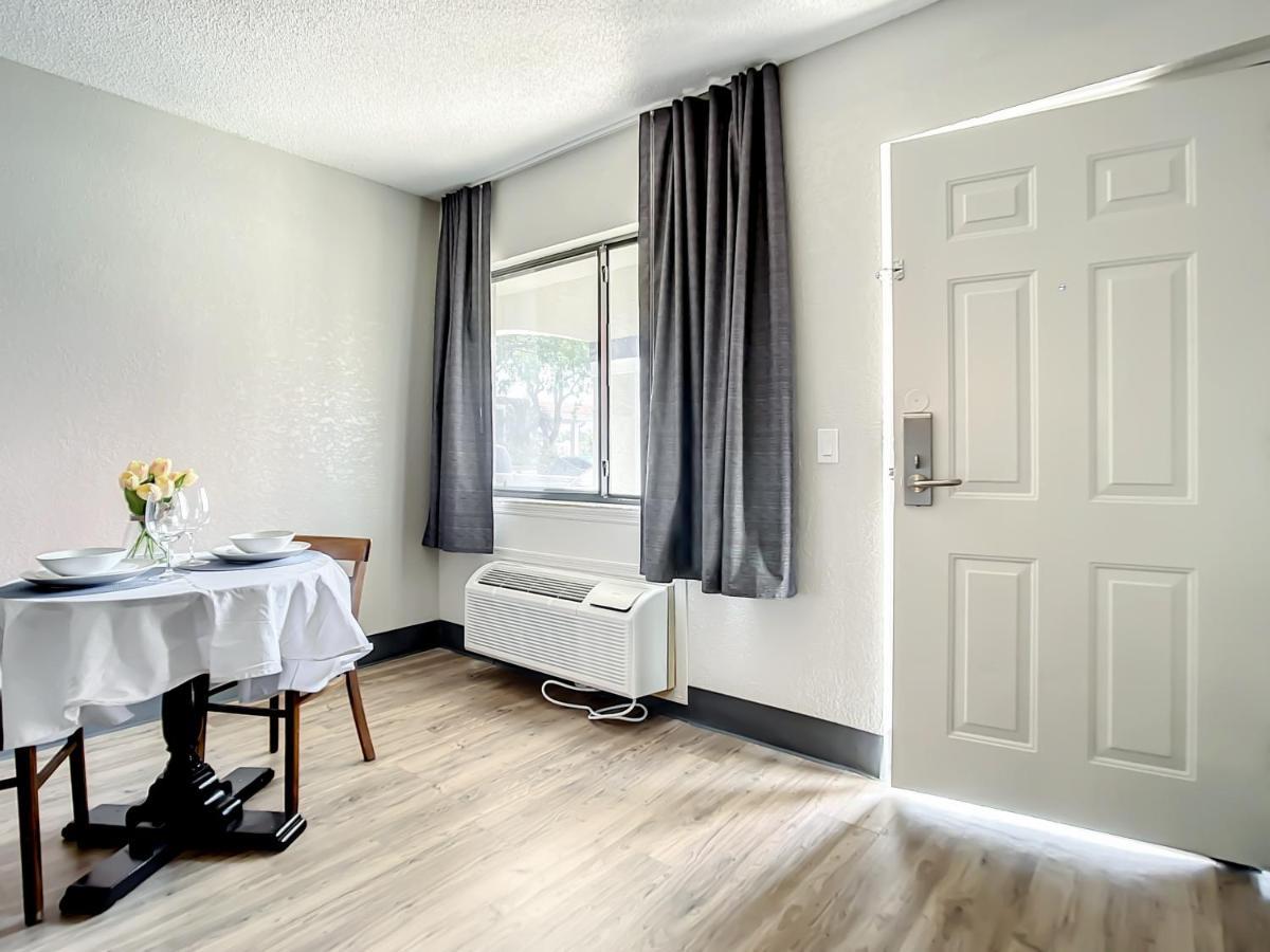 Stayable Kissimmee West Eksteriør billede